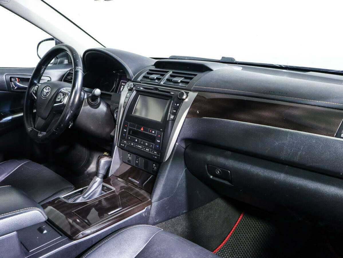 Купить Toyota Camry с пробегом. Фото: #5