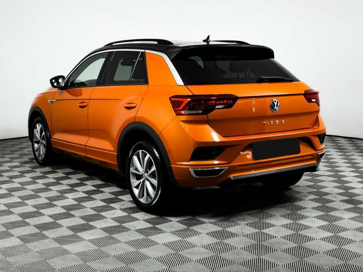 Купить Volkswagen T-Roc с пробегом. Фото: #6