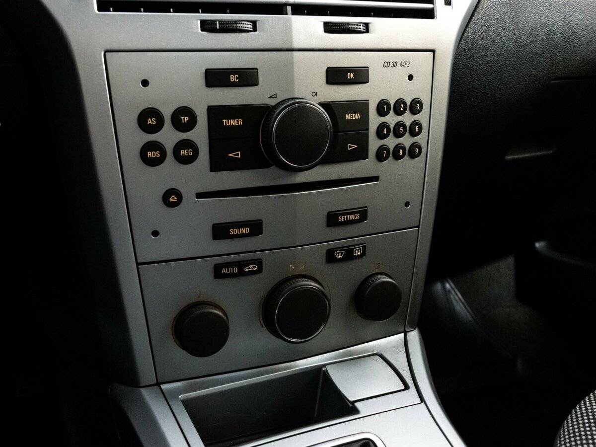 Купить Opel Astra с пробегом. Фото: #14