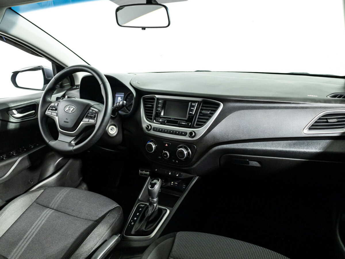 Купить Hyundai Solaris с пробегом. Фото: #8