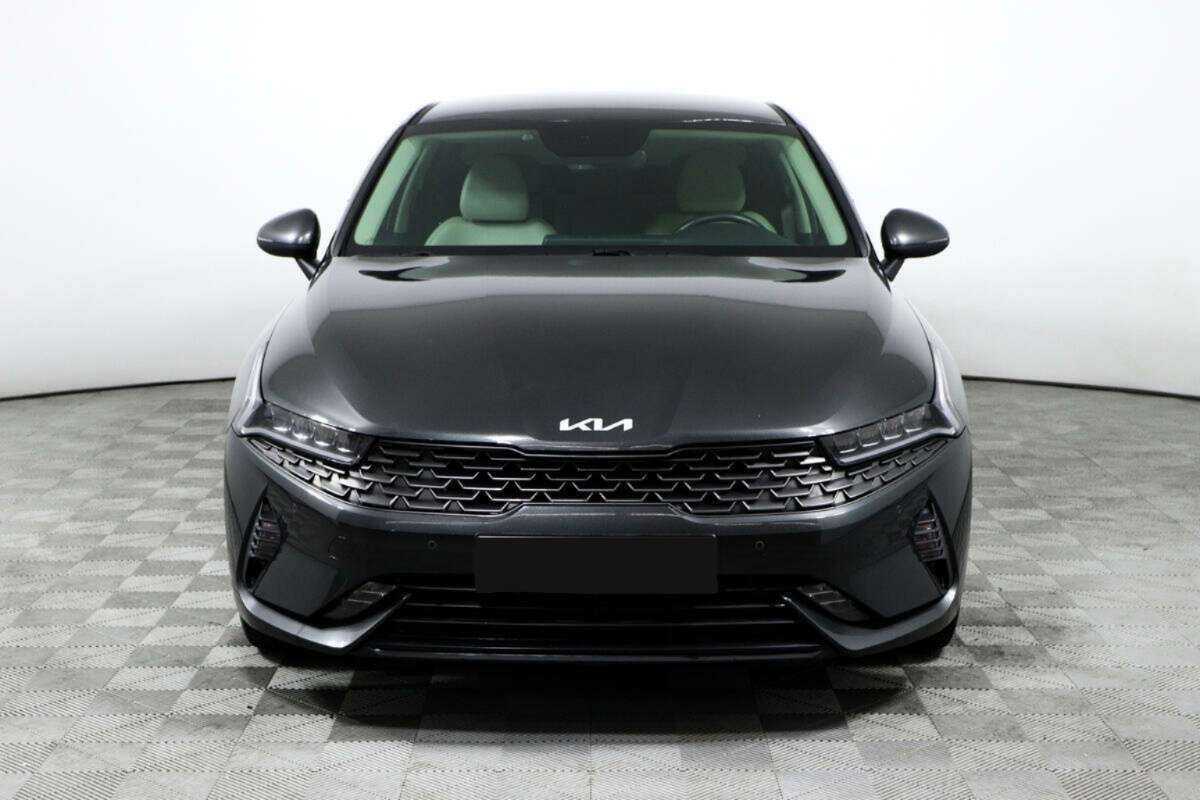 Купить Kia K5 с пробегом. Фото: #1