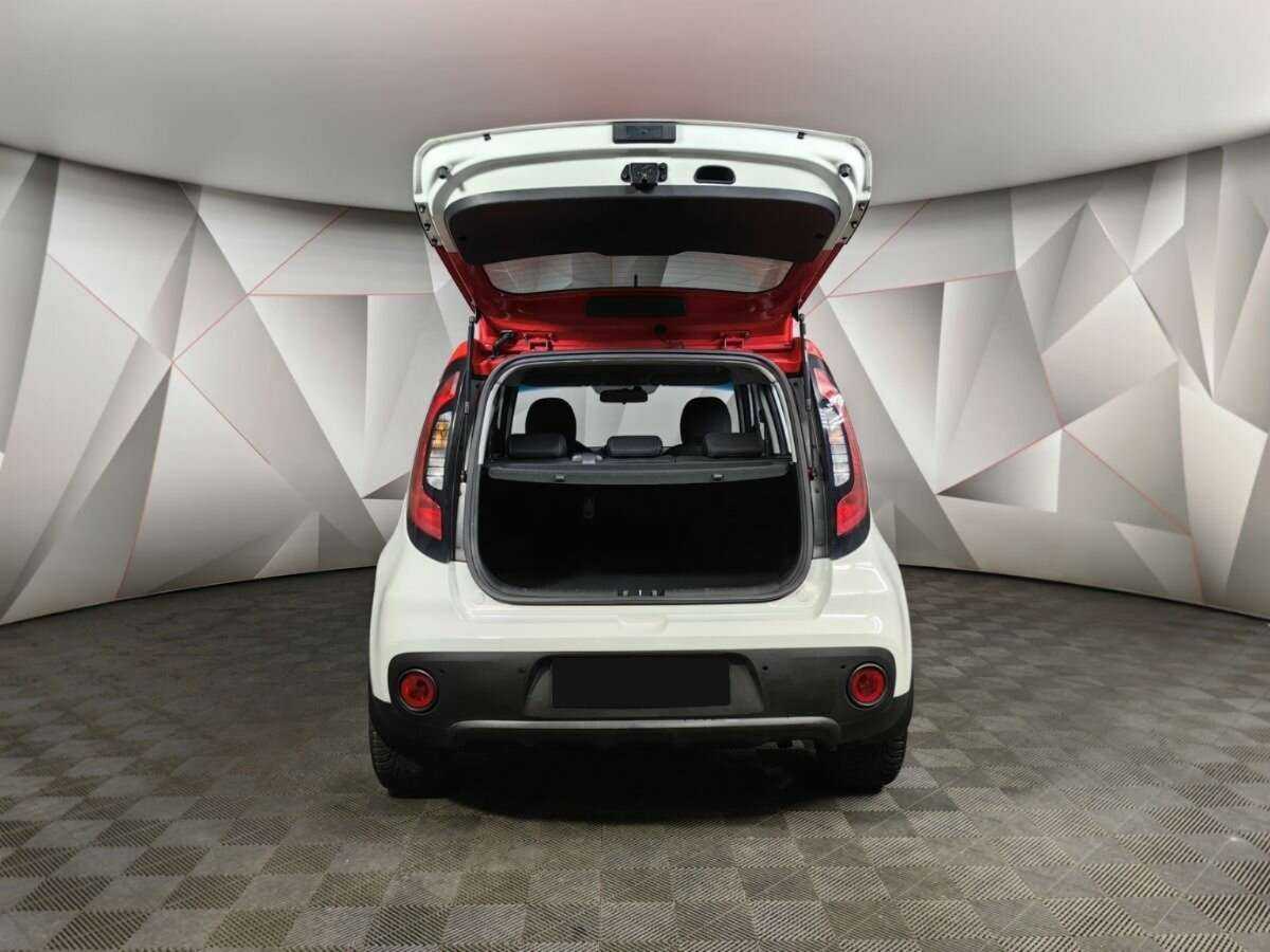 Купить Kia Soul с пробегом. Фото: #17