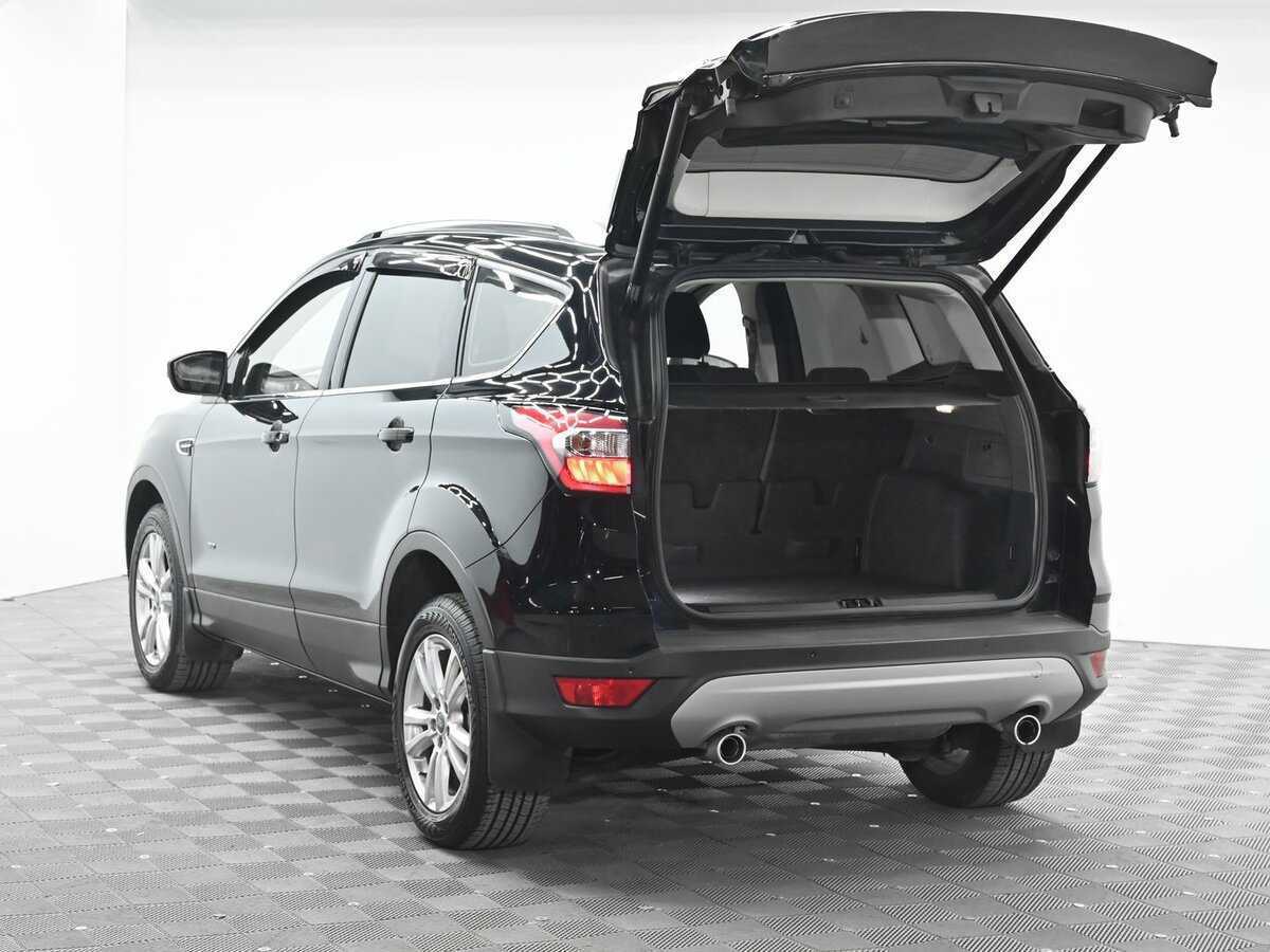 Купить Ford Kuga с пробегом. Фото: #4
