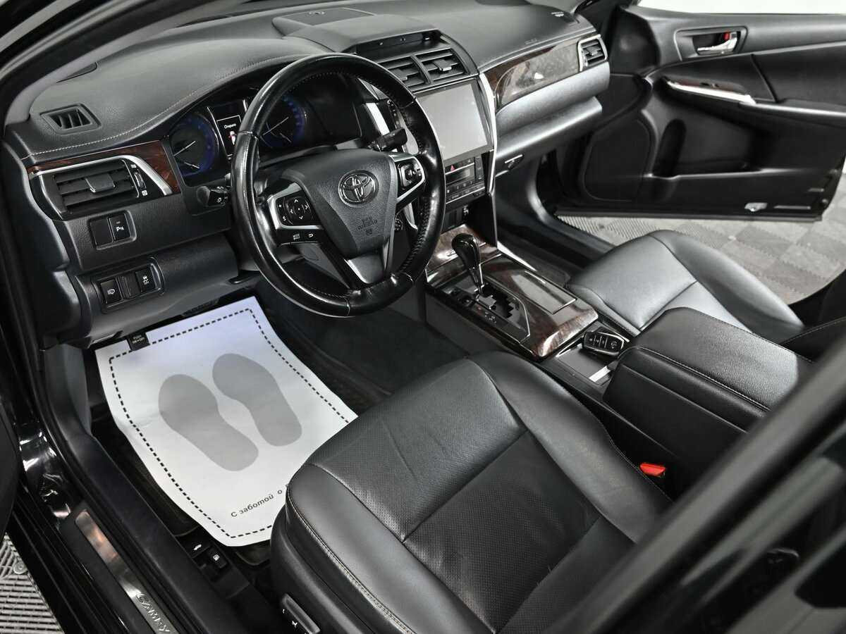 Купить Toyota Camry с пробегом. Фото: #8