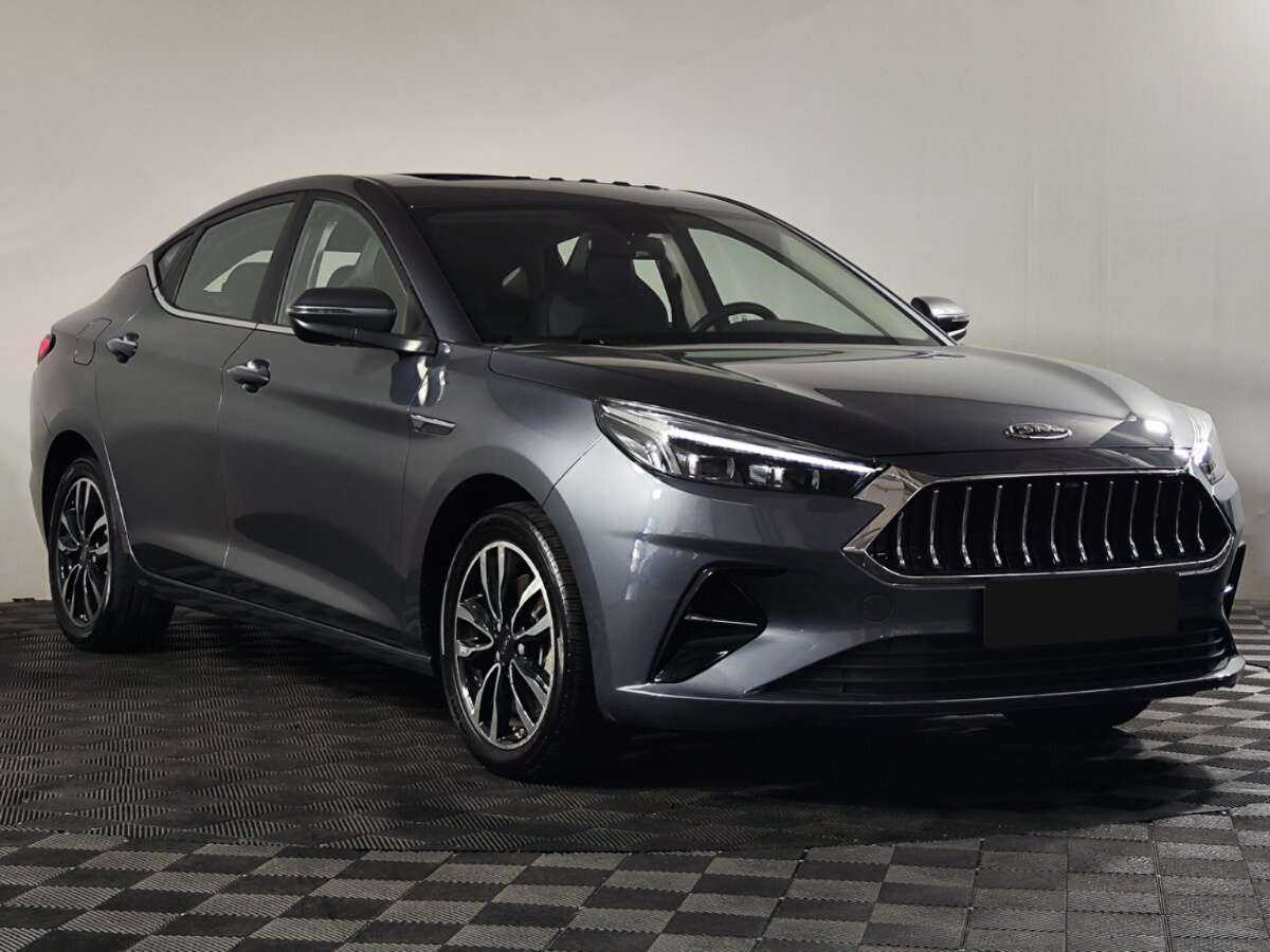 Купить JAC J7 с пробегом. Фото: #1