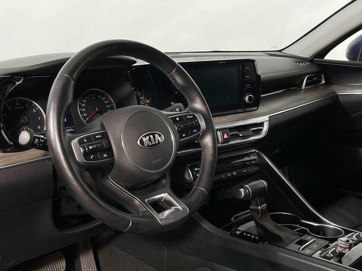 Купить Kia K5 с пробегом. Фото: #11
