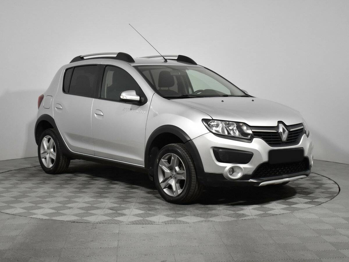 Купить Renault Sandero с пробегом. Фото: #0