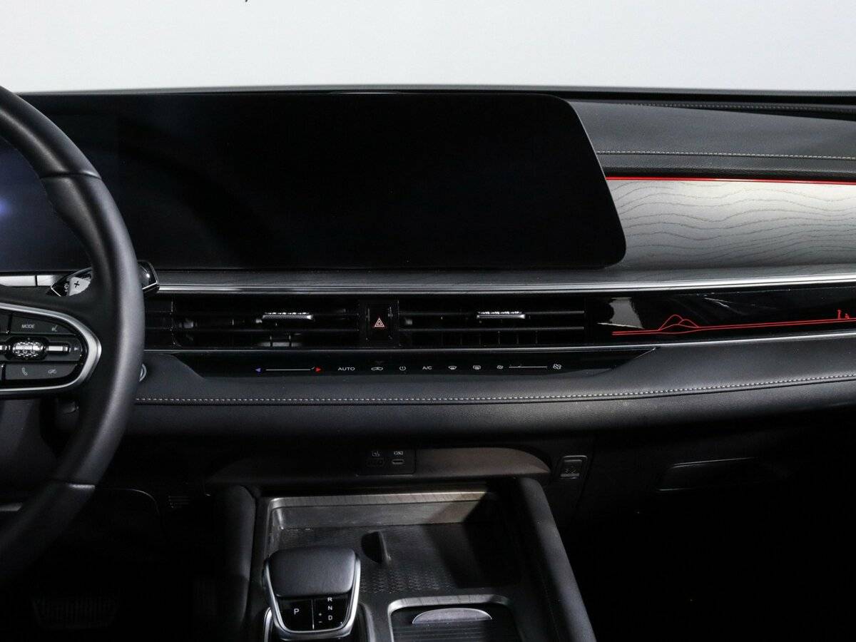 Купить Chery Arrizo 8 с пробегом. Фото: #11