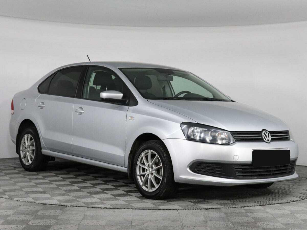 Купить Volkswagen Polo с пробегом. Фото: #2