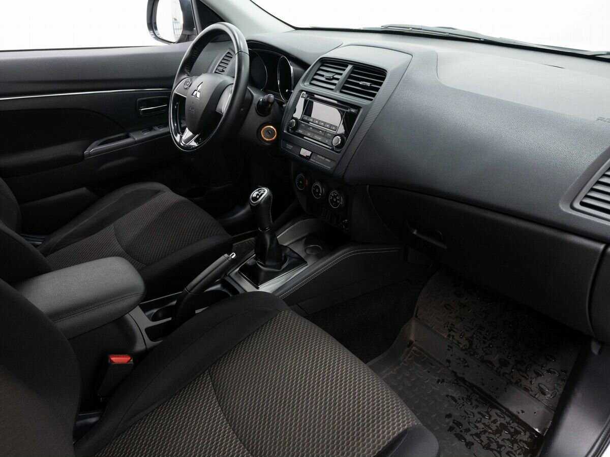 Купить Mitsubishi ASX с пробегом. Фото: #11