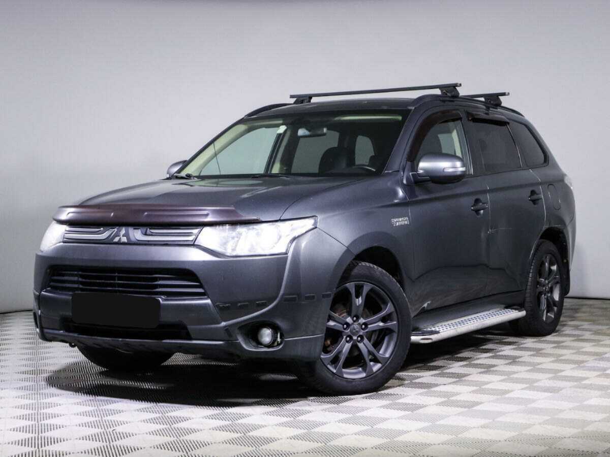 Купить Mitsubishi Outlander с пробегом. Посмотреть фото