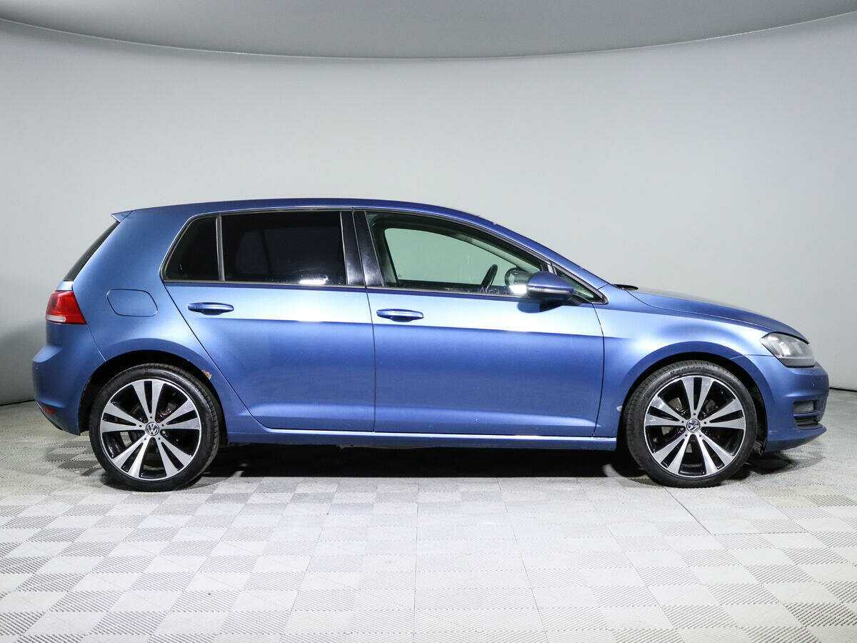 Купить Volkswagen Golf с пробегом. Фото: #3