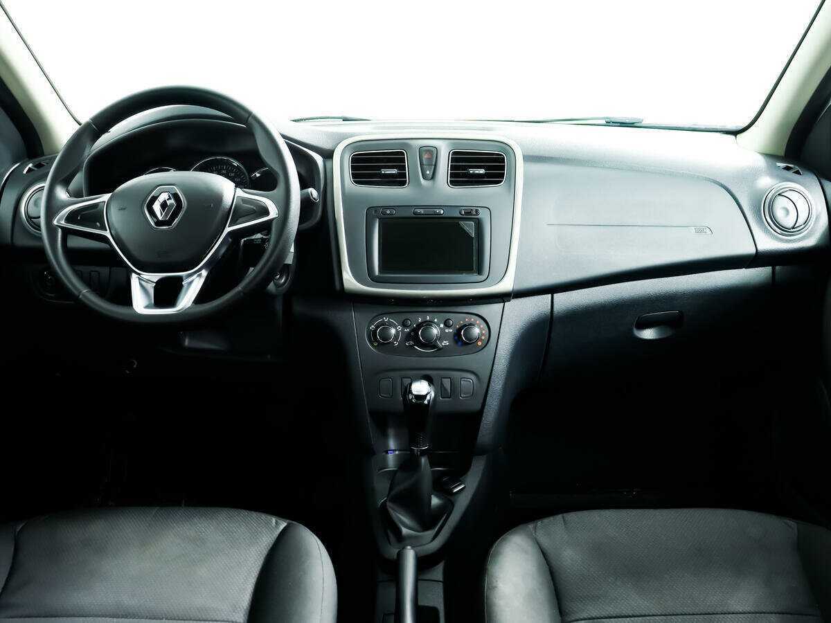Купить Renault Logan с пробегом. Фото: #10
