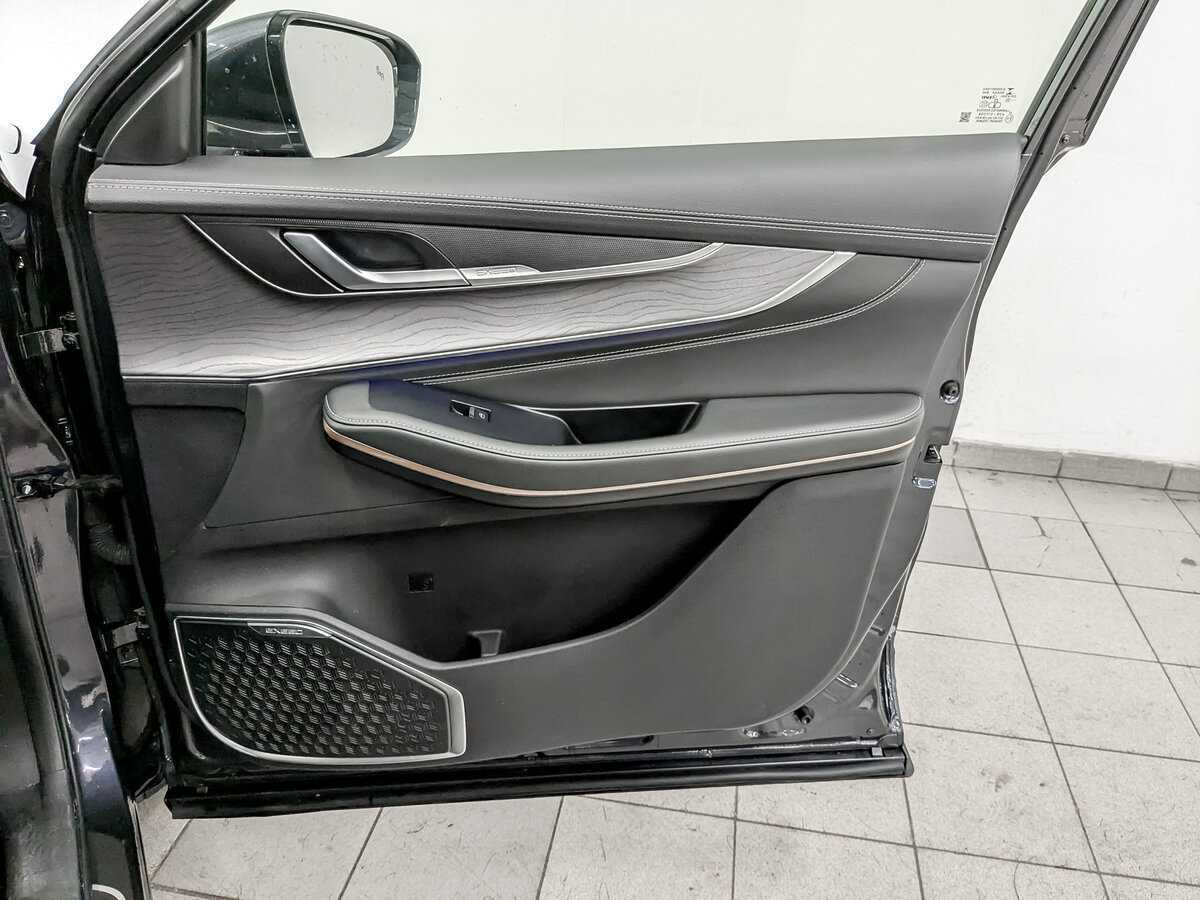 Купить EXEED LX с пробегом. Фото: #24