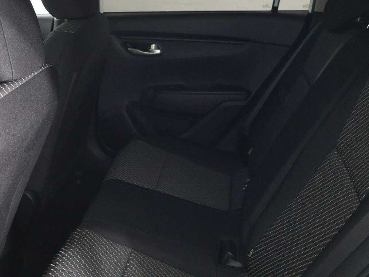 Купить Kia Rio с пробегом. Фото: #8