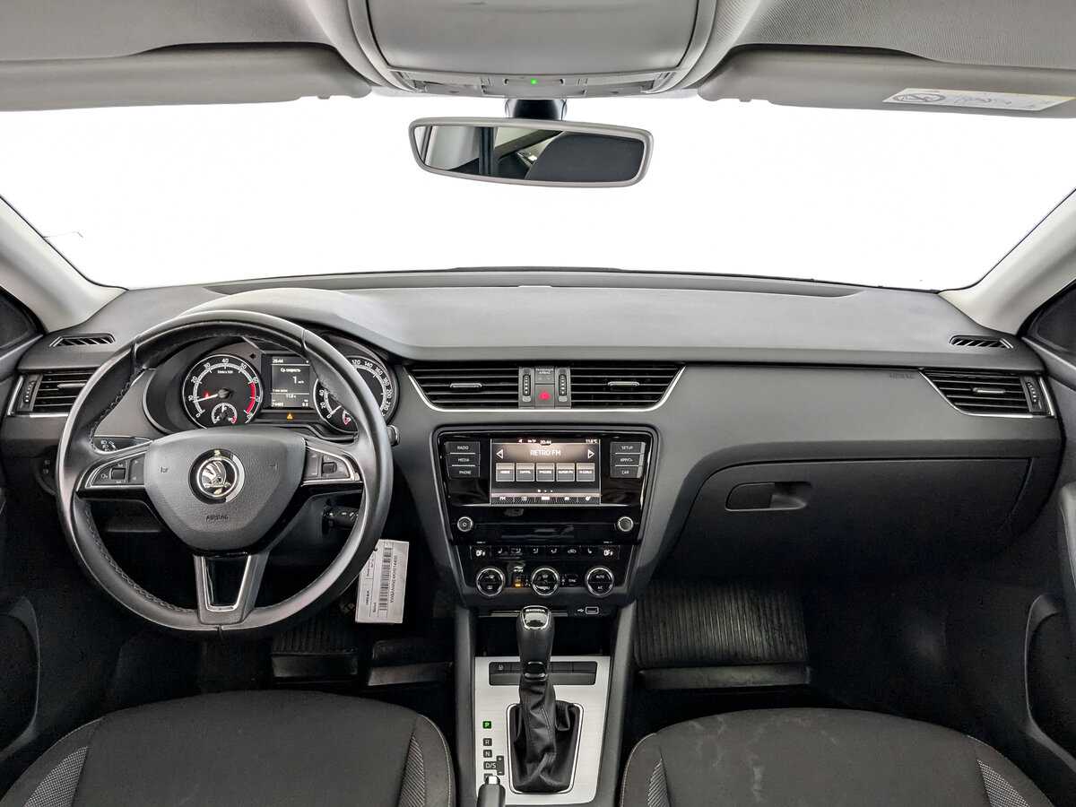 Купить Skoda Octavia с пробегом. Фото: #13