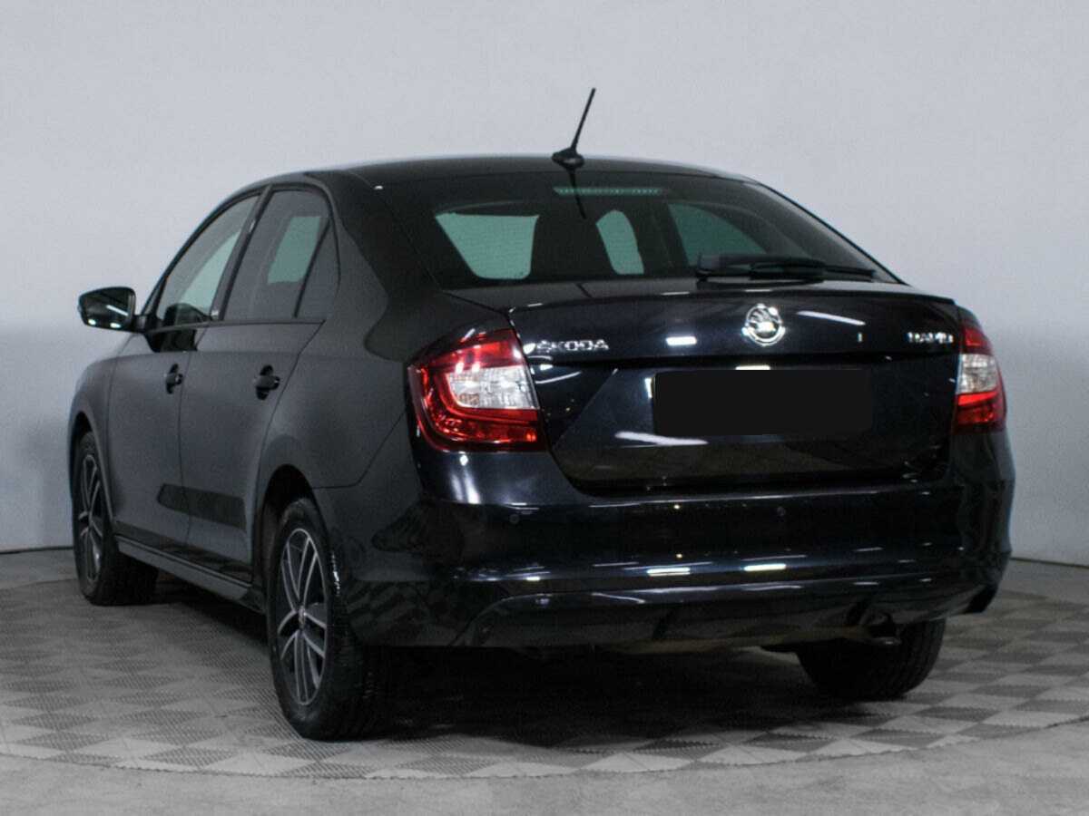 Купить Skoda Rapid с пробегом. Фото: #6