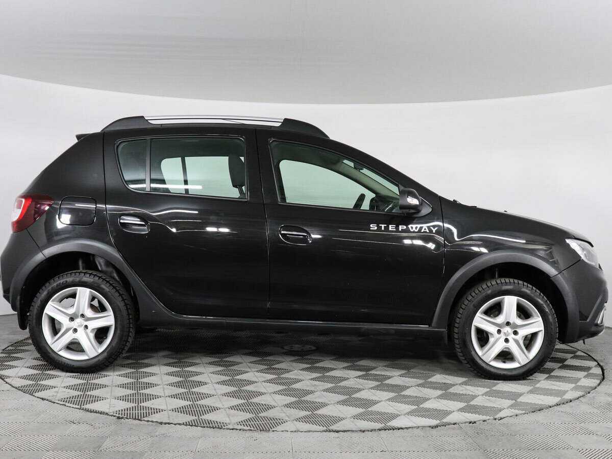 Купить Renault Sandero с пробегом. Фото: #3