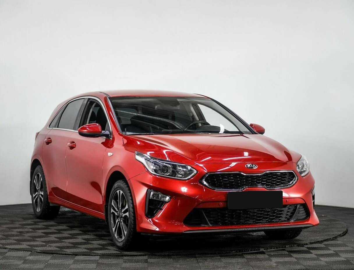 Купить Kia Ceed с пробегом. Фото: #2