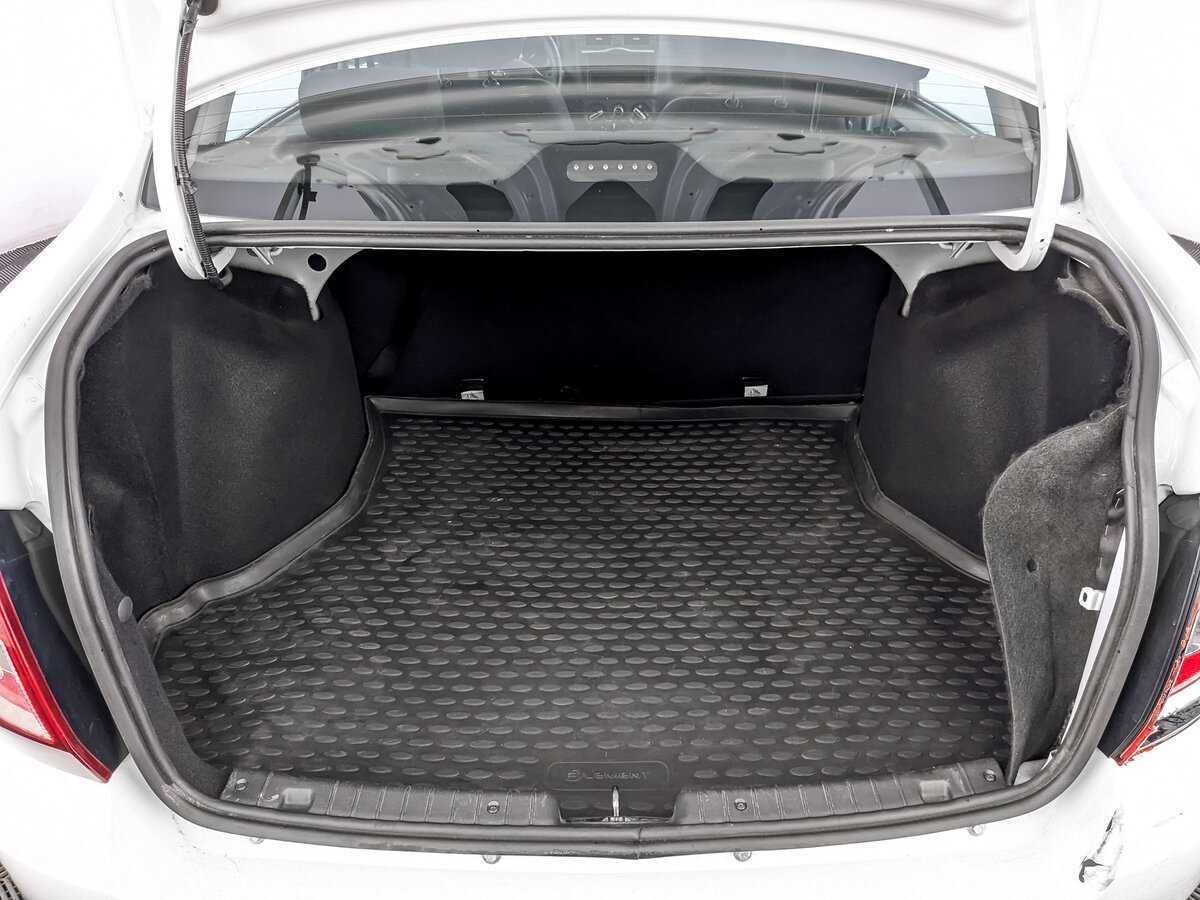 Купить Lada (ВАЗ) Granta с пробегом. Фото: #9