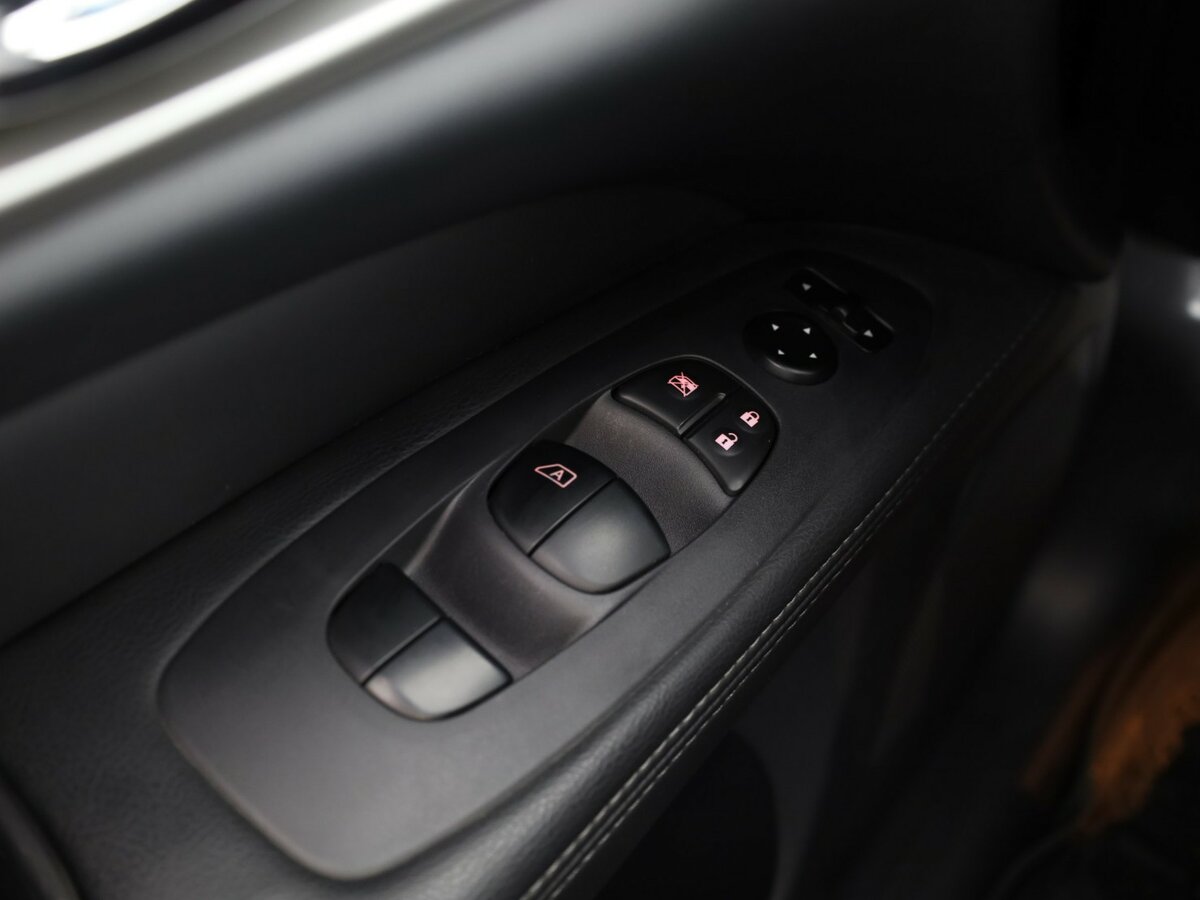 Купить Nissan Pathfinder с пробегом. Фото: #20