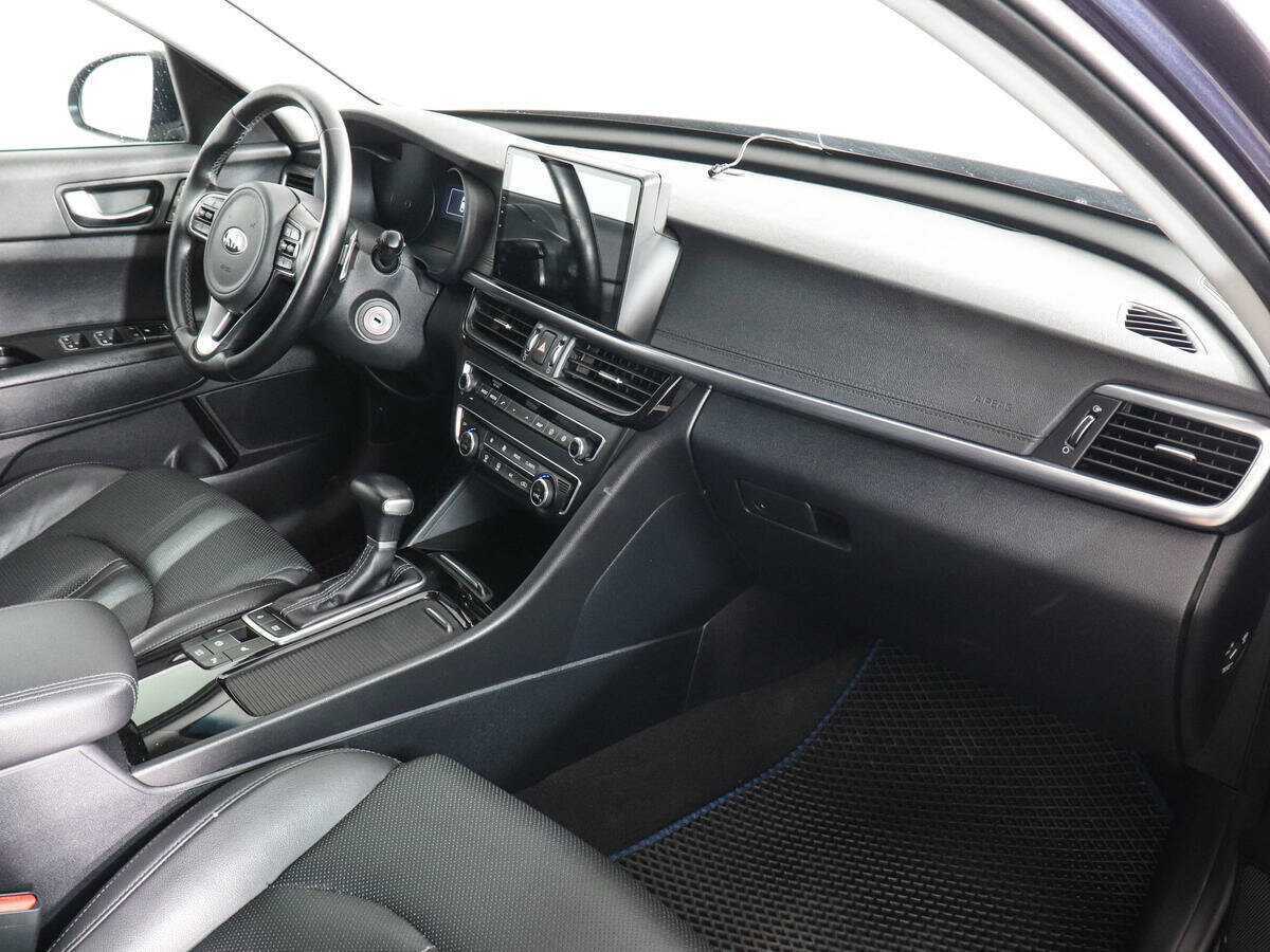 Купить Kia Optima с пробегом. Фото: #9