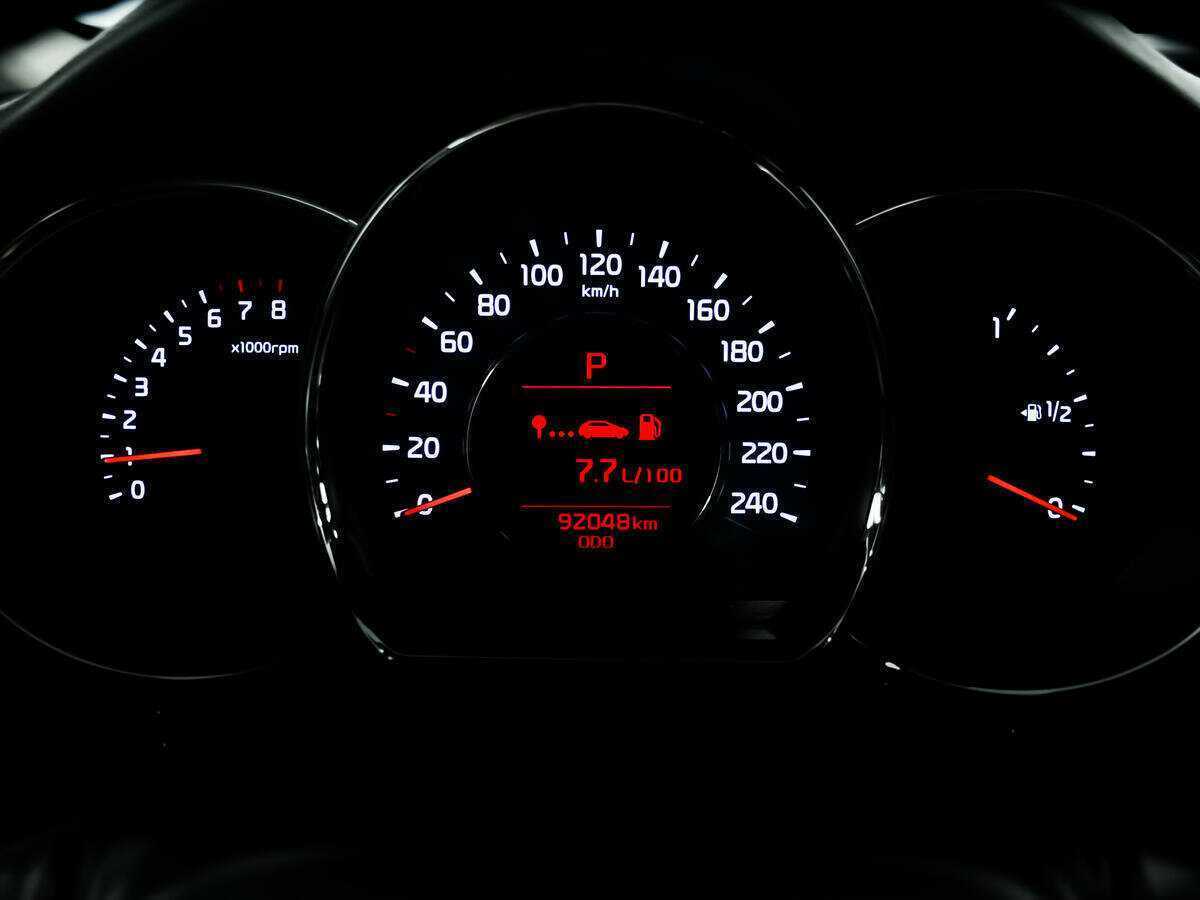 Купить Kia Ceed с пробегом. Фото: #9