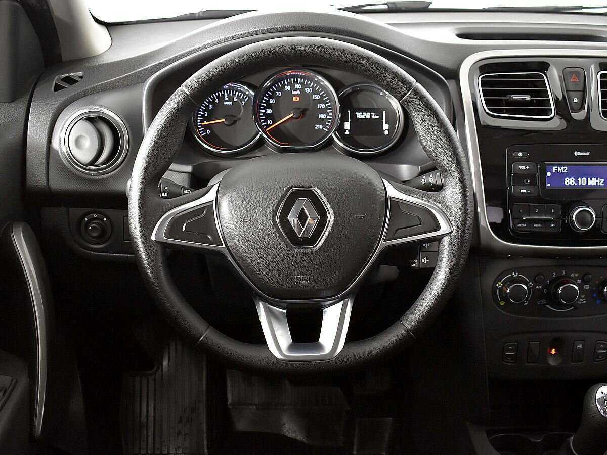 Купить Renault Sandero с пробегом. Фото: #9