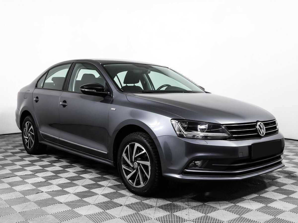 Купить Volkswagen Jetta с пробегом. Фото: #2