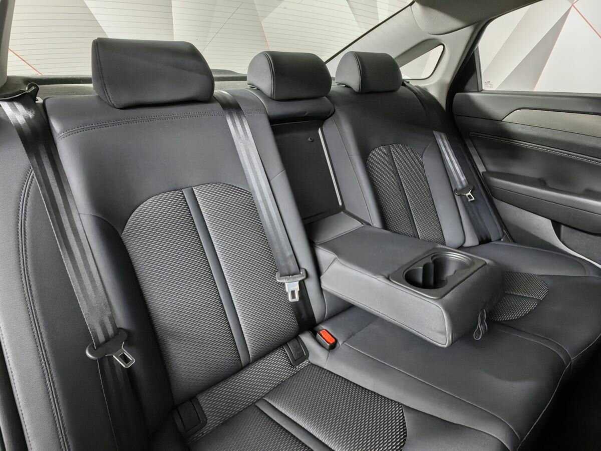 Купить Hyundai Sonata с пробегом. Фото: #12