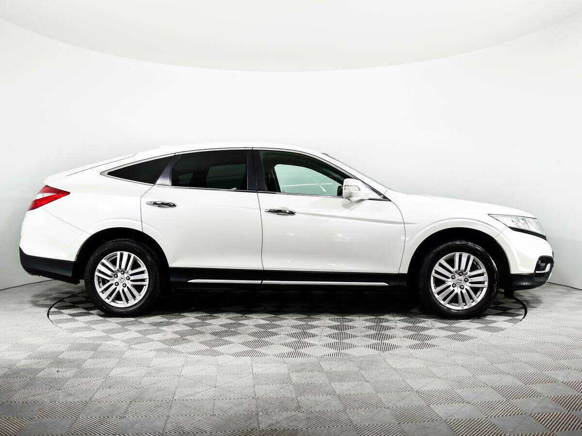 Купить Honda Crosstour с пробегом. Фото: #3