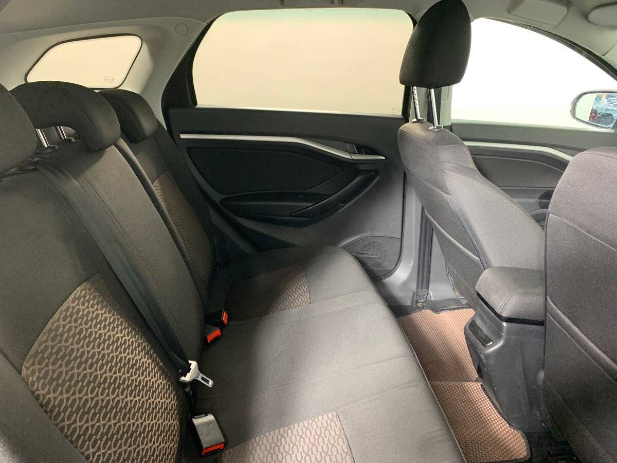 Купить Lada (ВАЗ) Vesta с пробегом. Фото: #16