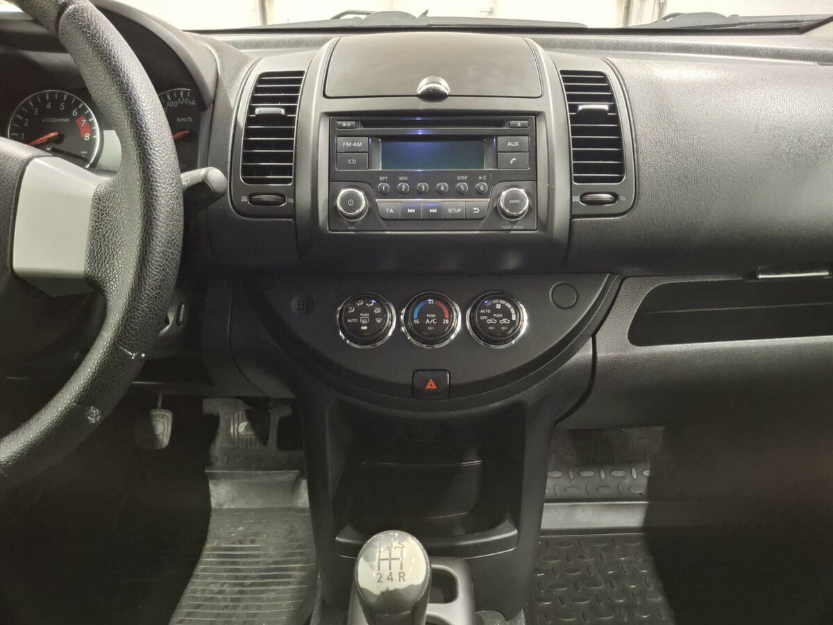 Купить Nissan Note с пробегом. Фото: #14