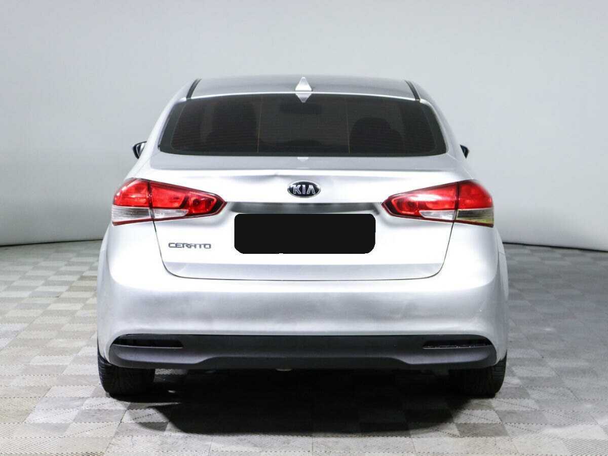 Купить Kia Cerato с пробегом. Фото: #4