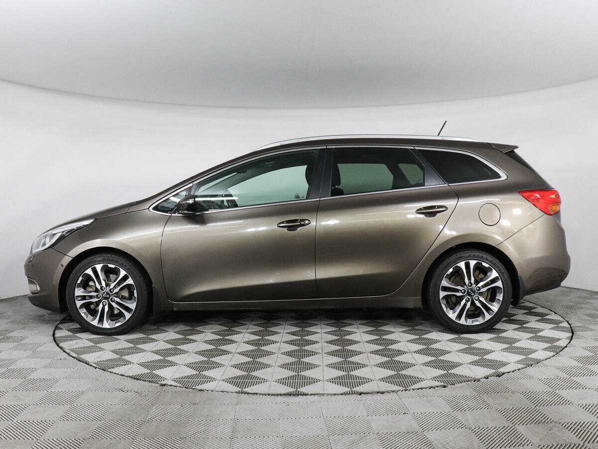 Купить Kia Ceed с пробегом. Фото: #7