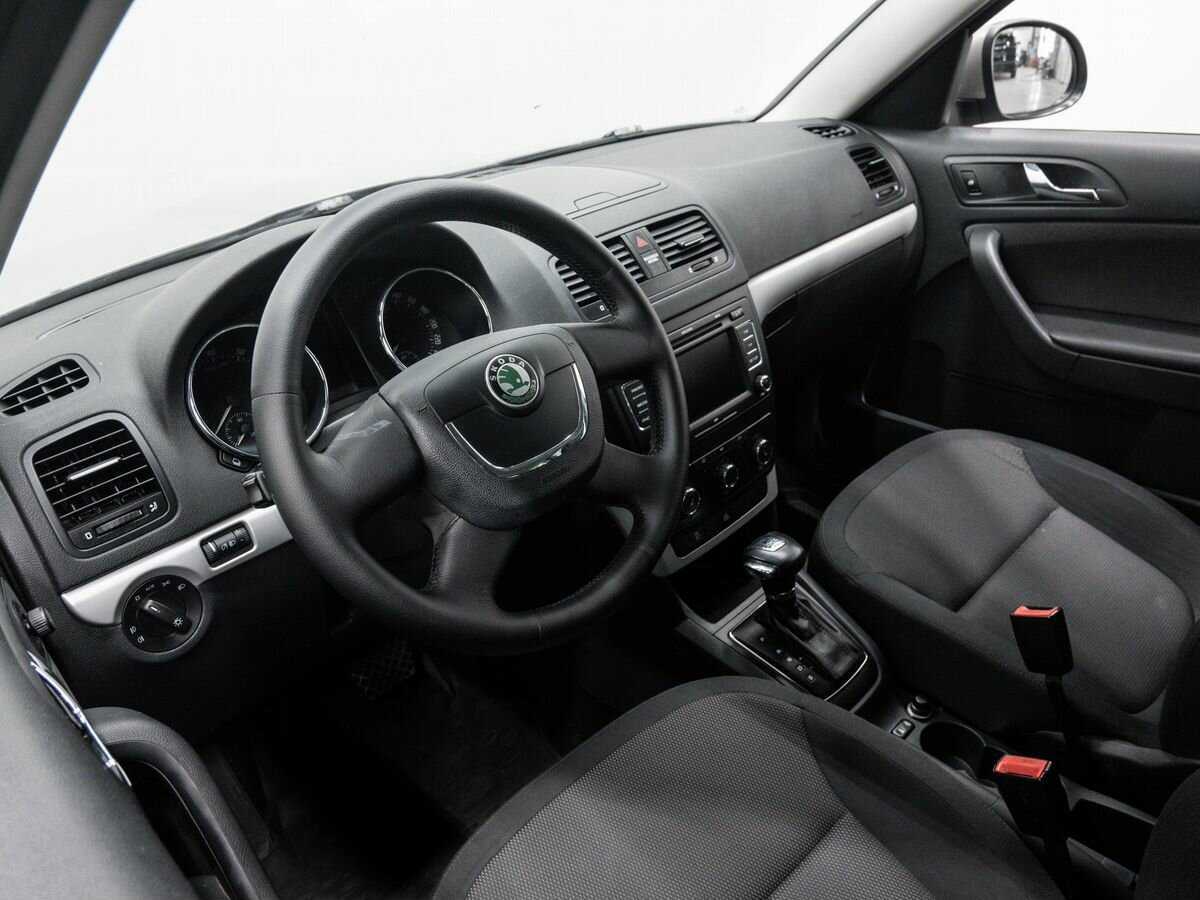 Купить Skoda Yeti с пробегом. Фото: #12