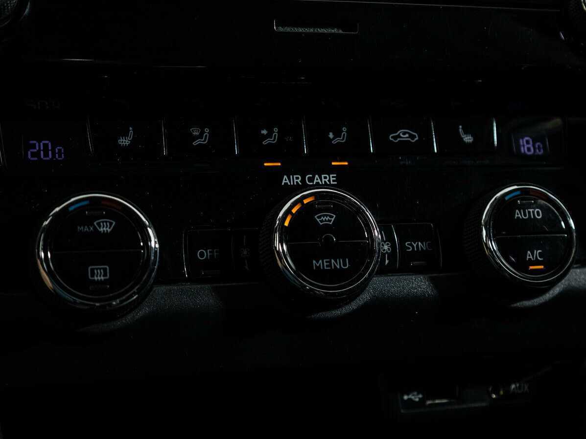 Купить Skoda Octavia с пробегом. Фото: #12