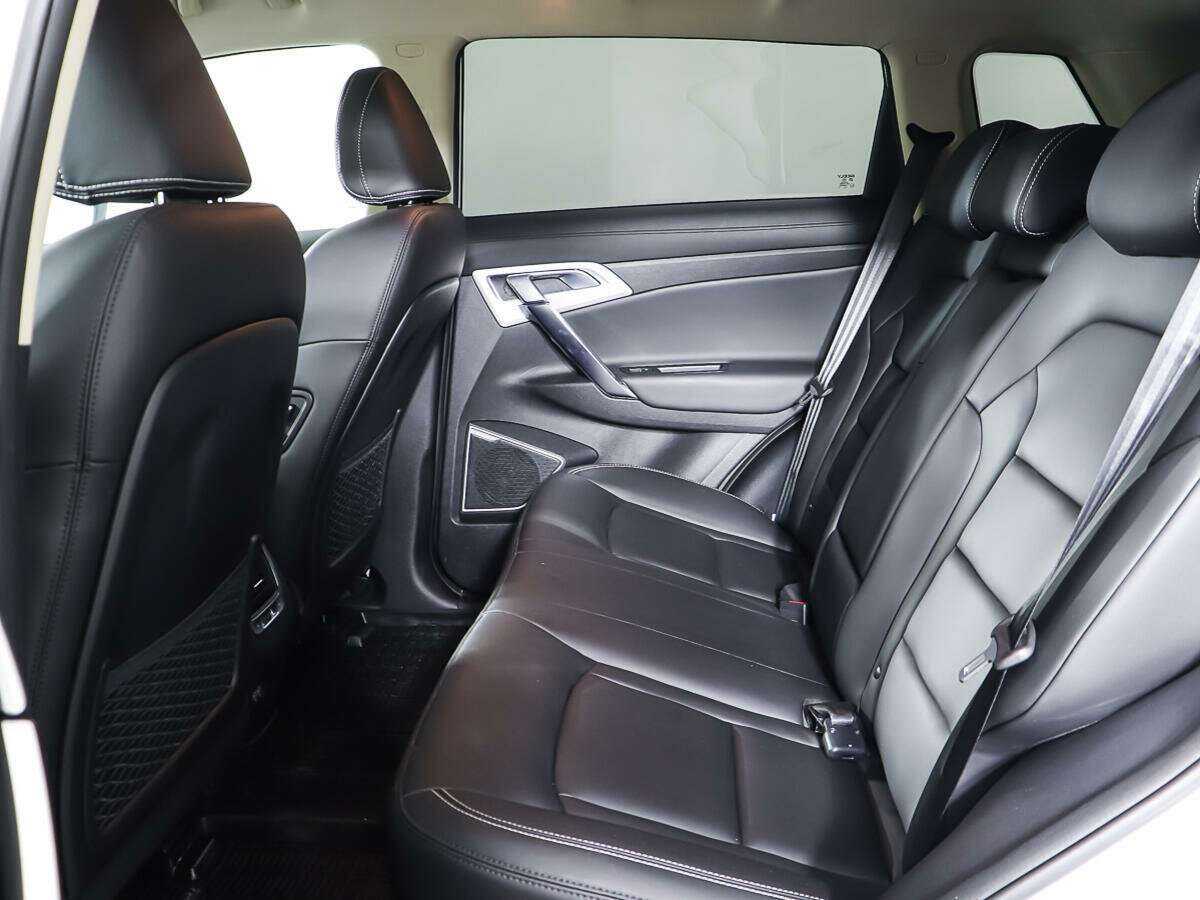 Купить Geely Atlas с пробегом. Фото: #9