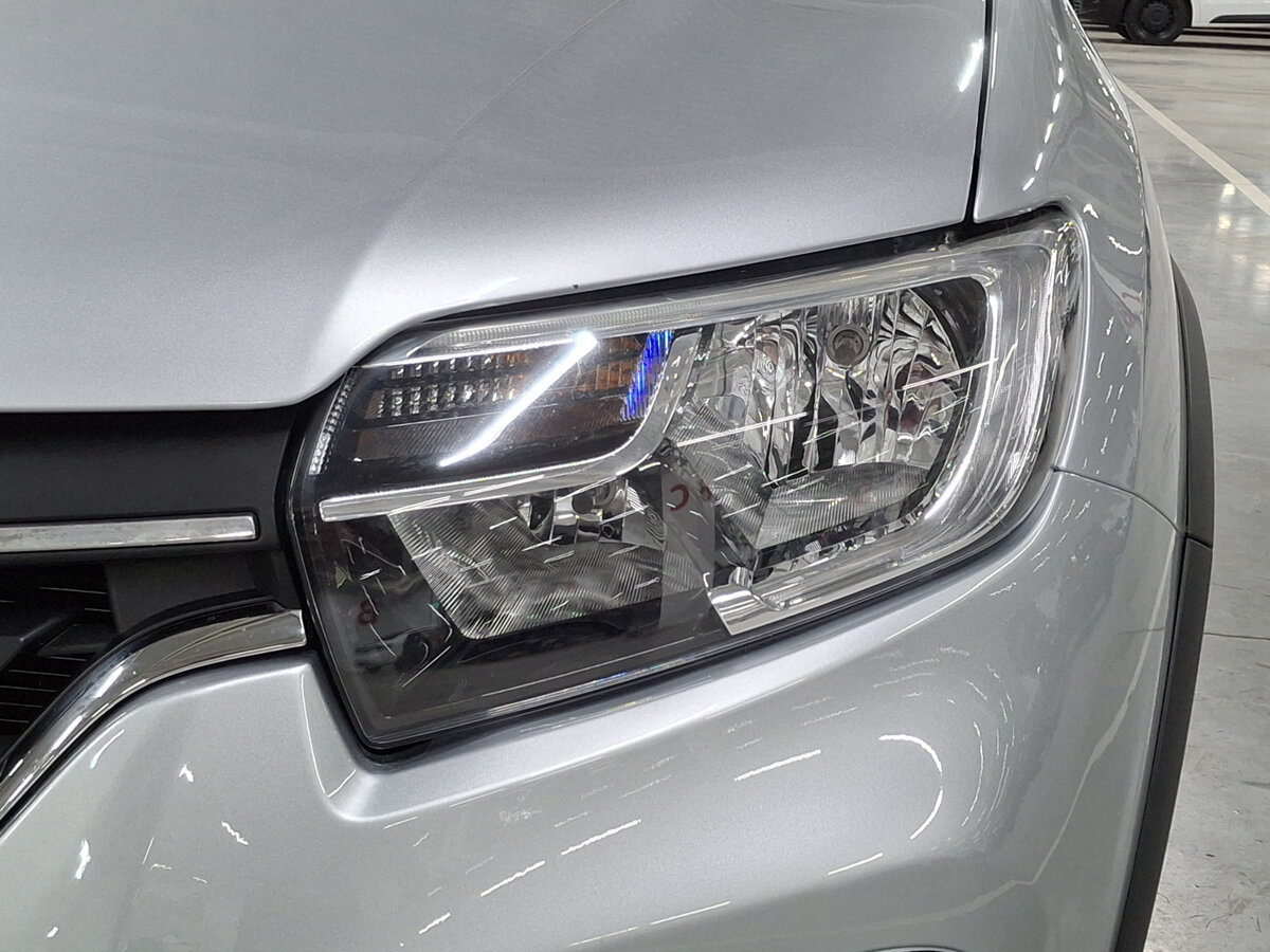 Купить Renault Sandero с пробегом. Фото: #15