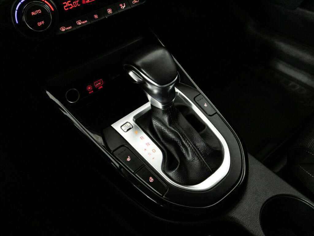 Купить Kia Cerato с пробегом. Фото: #13