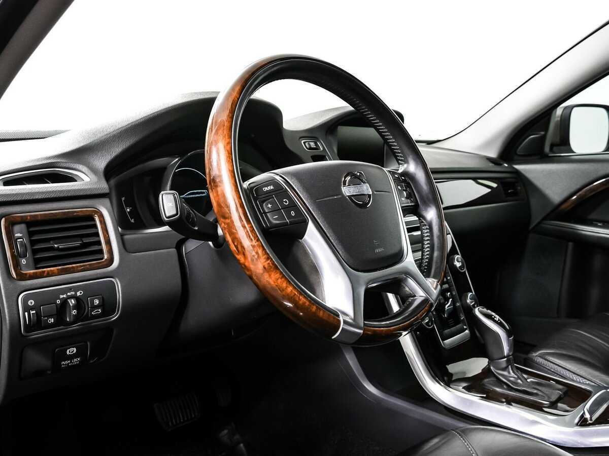 Купить Volvo XC70 с пробегом. Фото: #11