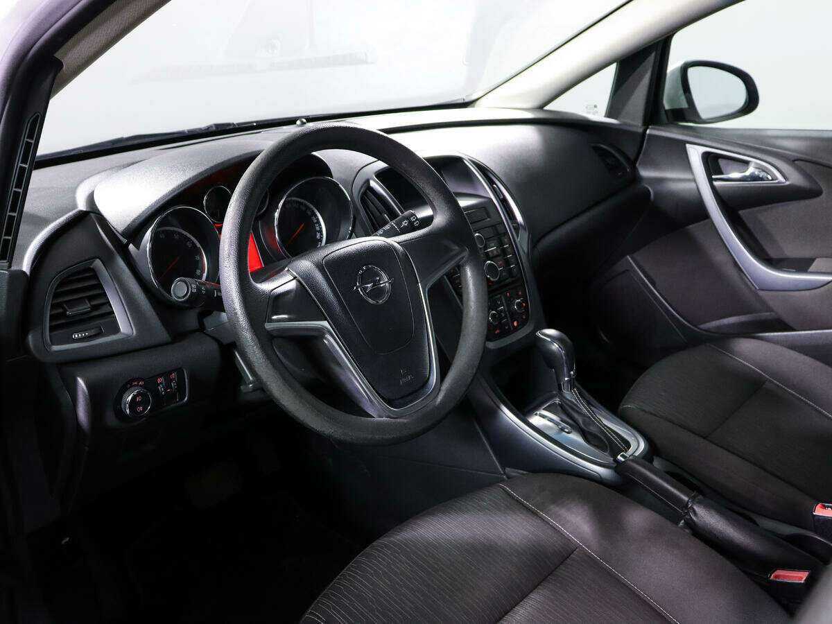 Купить Opel Astra с пробегом. Фото: #12