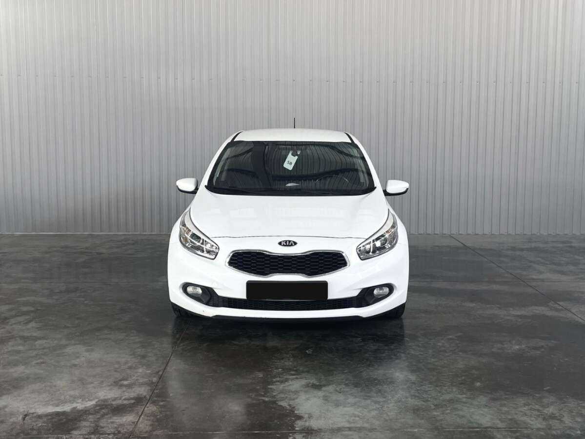 Купить Kia Ceed с пробегом. Фото: #1