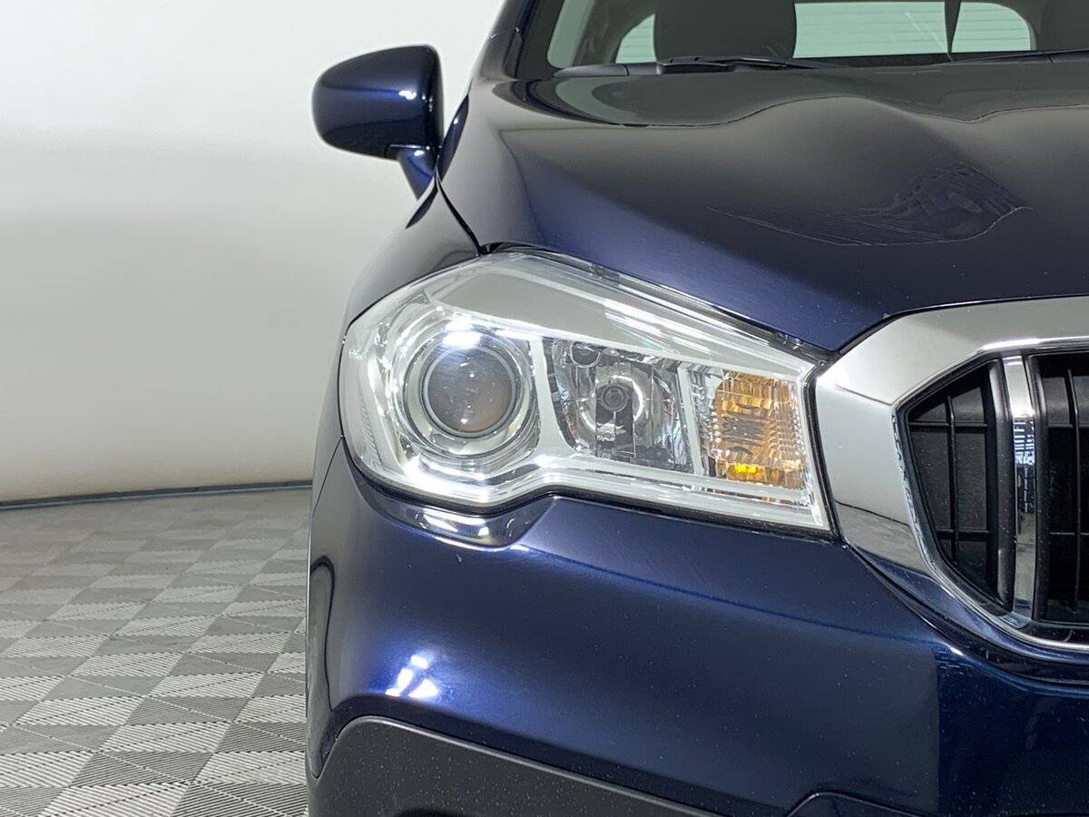 Купить Suzuki SX4 с пробегом. Фото: #9