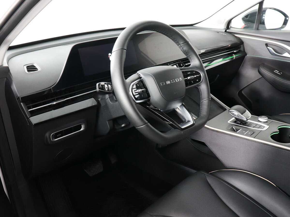 Купить OMODA C5 с пробегом. Фото: #9