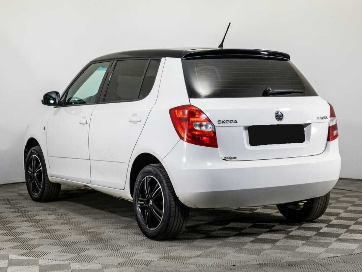 Купить Skoda Fabia с пробегом. Фото: #6