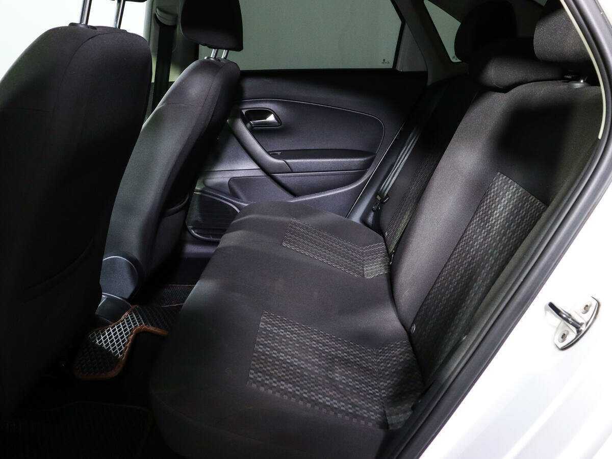 Купить Volkswagen Polo с пробегом. Фото: #7