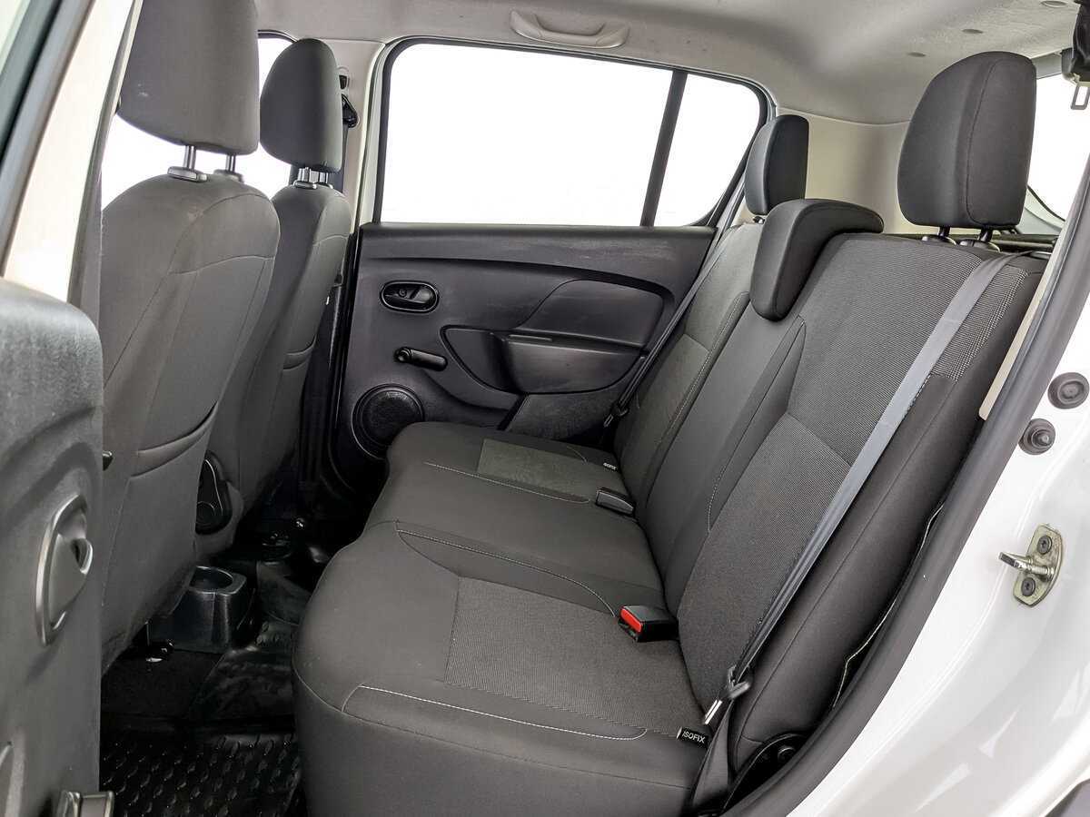 Купить Renault Sandero с пробегом. Фото: #11