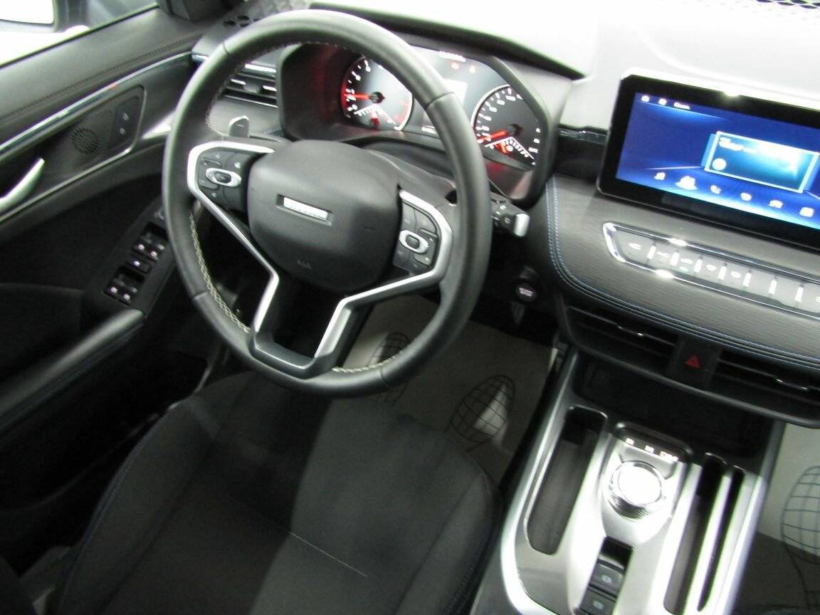 Купить Haval Jolion с пробегом. Фото: #14