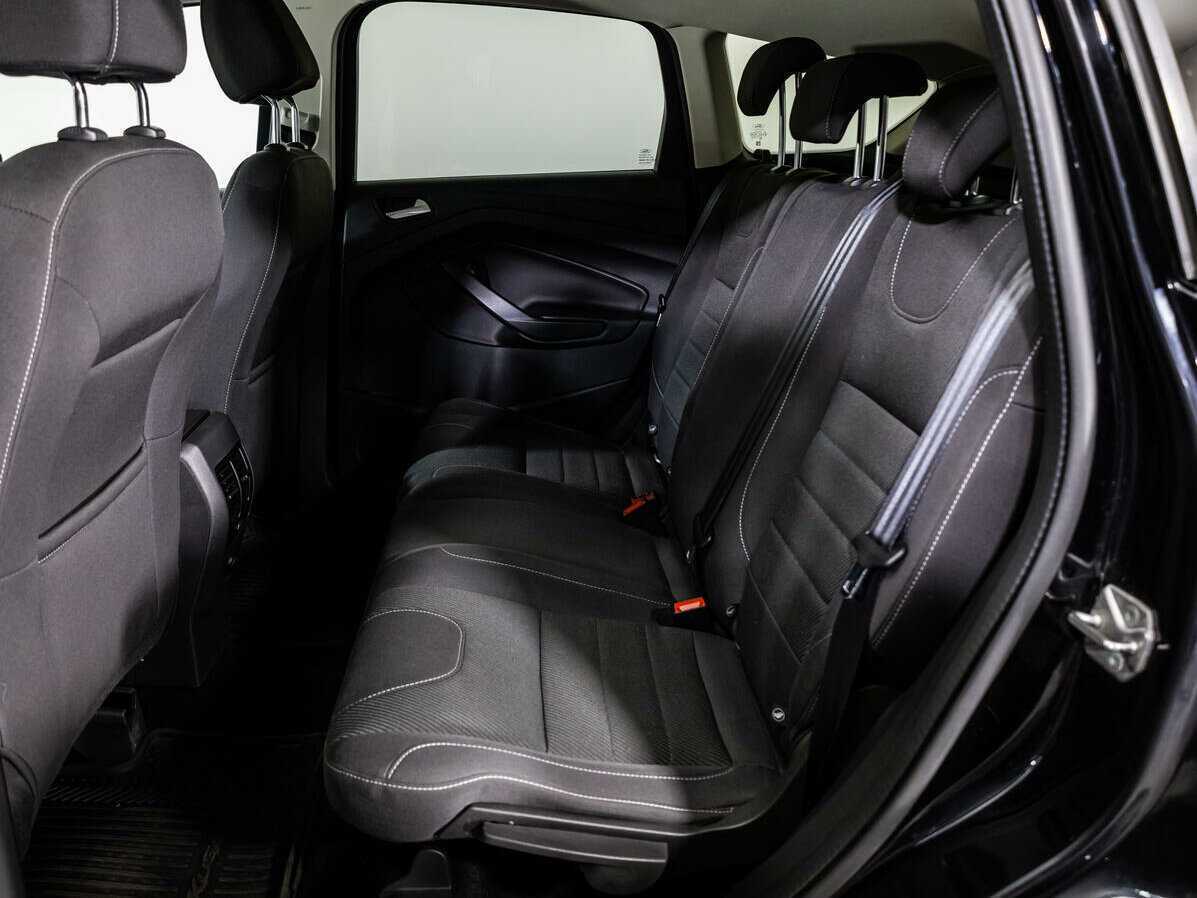 Купить Ford Kuga с пробегом. Фото: #9